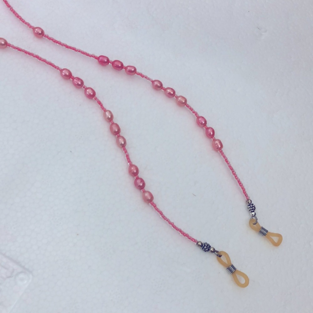 EYE GLASSES HOLDER CHAIN PINK PEARL